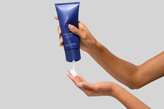 HYDROPEPTIDE EXFOLIATING CLEANSER 6.76 OZ / 200 ML - Purple Beauty Supplies