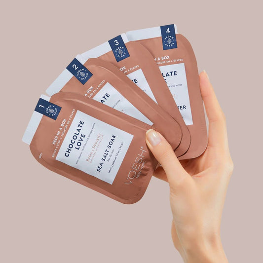 VOESH PEDI IN A BOX DELUXE 4 STEP - CHOCOLATE LOVE - Purple Beauty Supplies