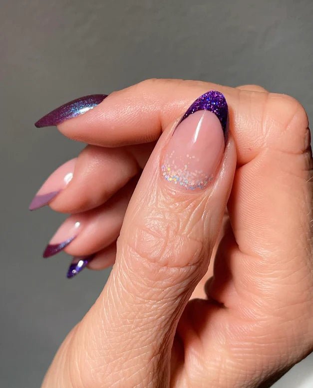 LIGHT ELEGANCE GLITTER GEL AMETHYST KISS 10 ML - Purple Beauty Supplies